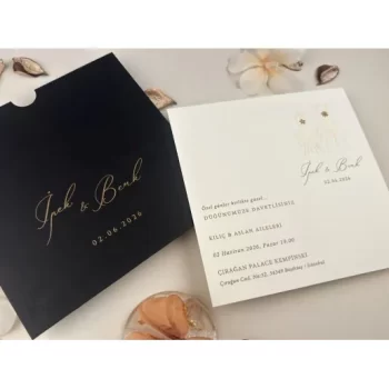 Invitație nuntă pătrată imprimeu miri plic negru 13328 Elite