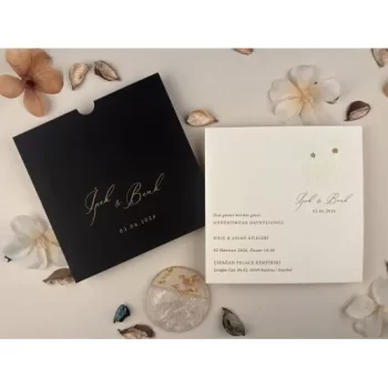 Invitație nuntă pătrată imprimeu miri plic negru 13328 Elite